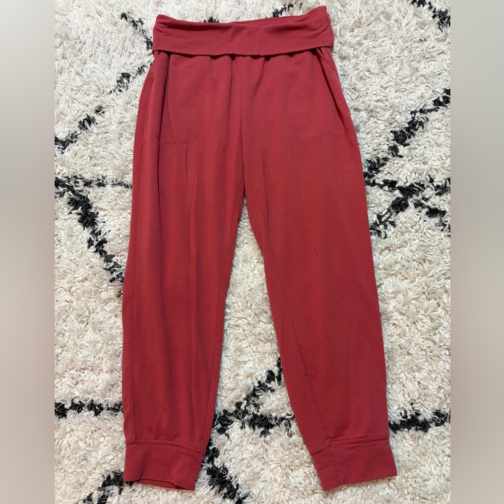 Women pink Bottoms
